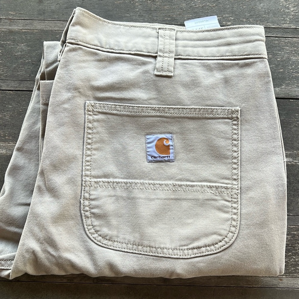 Lightly worn relaxed, fit Carhartt pants.